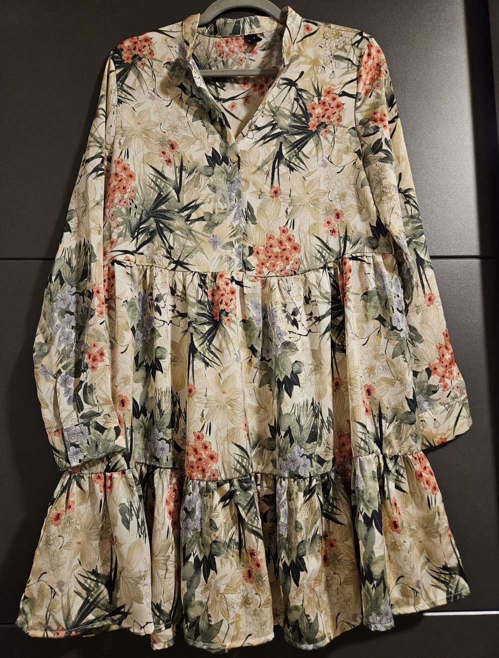 Stylisches Kleid, Größe M
