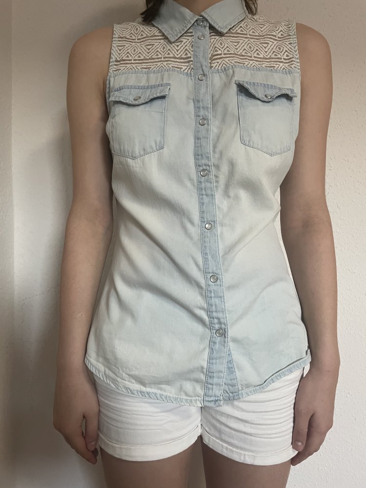 Hellblaue Jeansbluse Größe S
