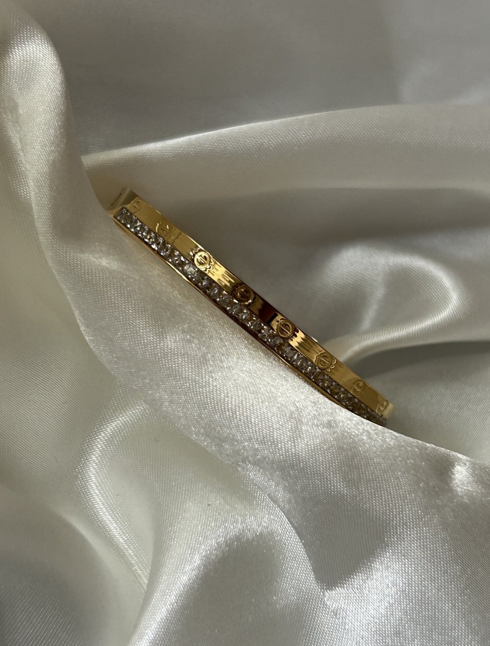 Armband aus Edelstahl