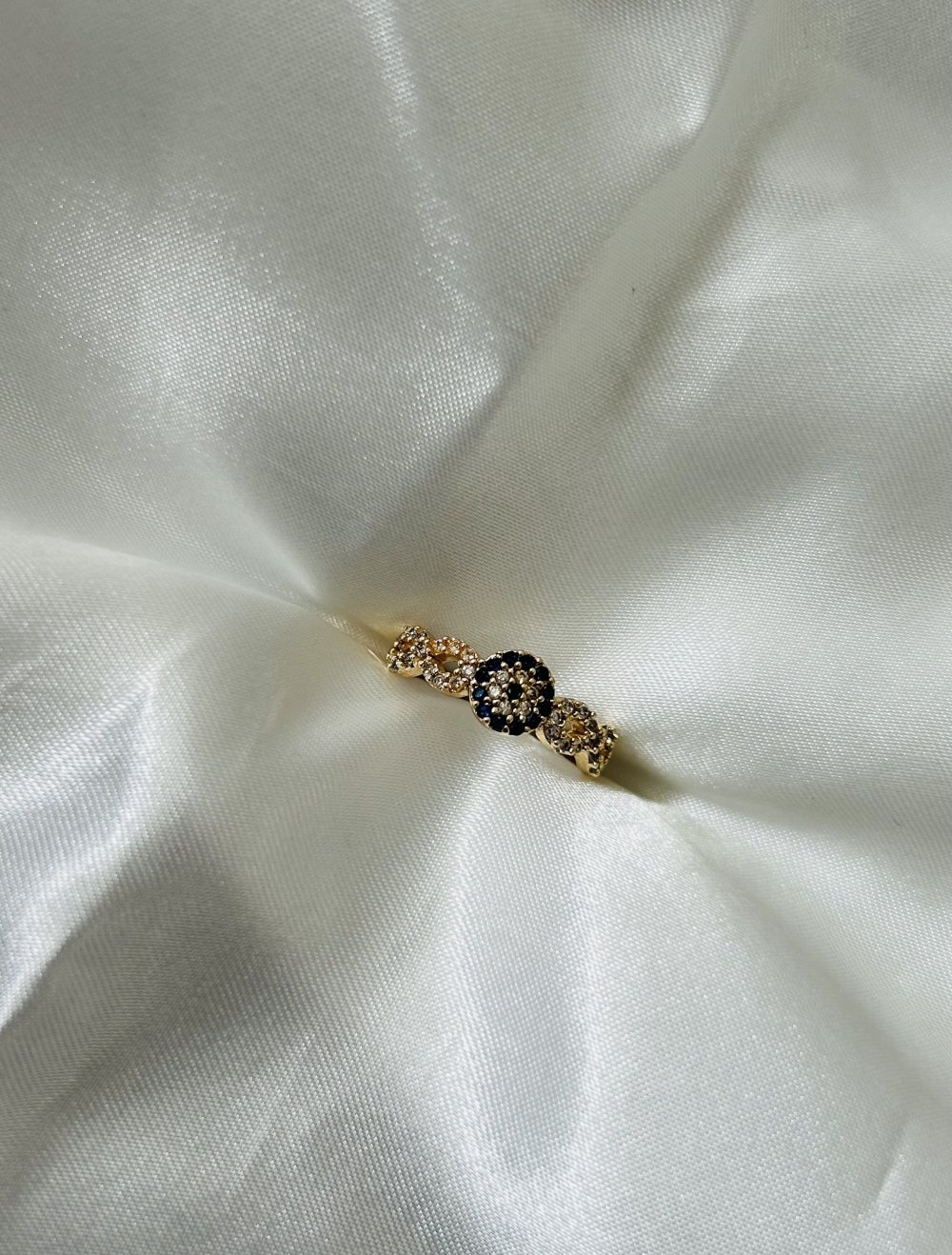 Ring mit Motiv