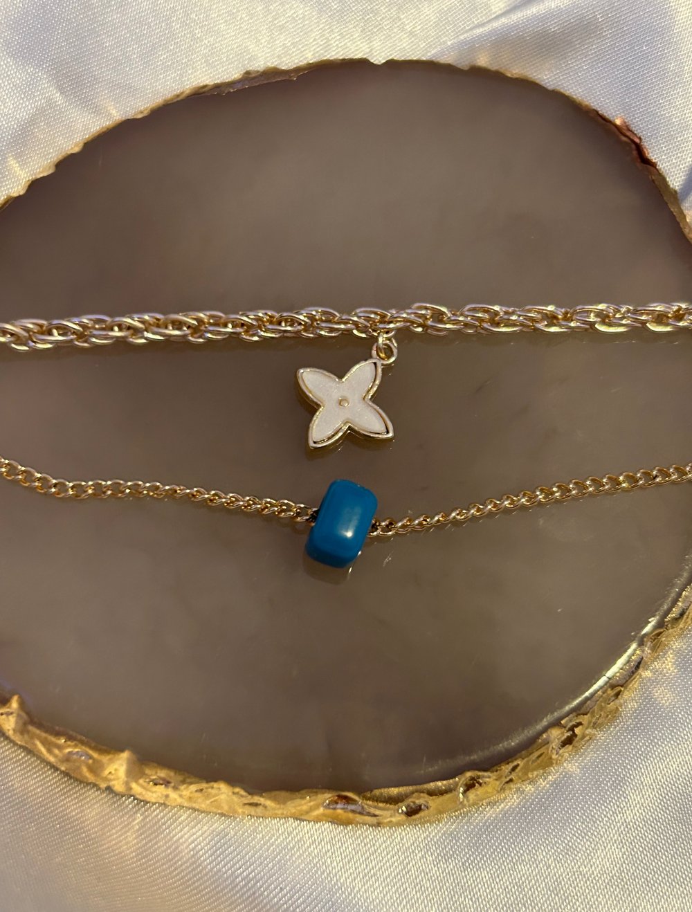 Armband mit Perle