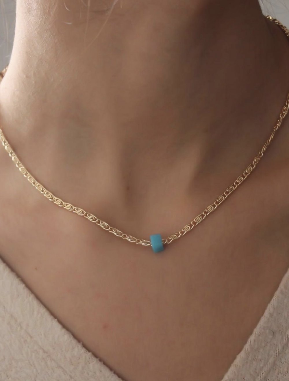 Kette mit Perle