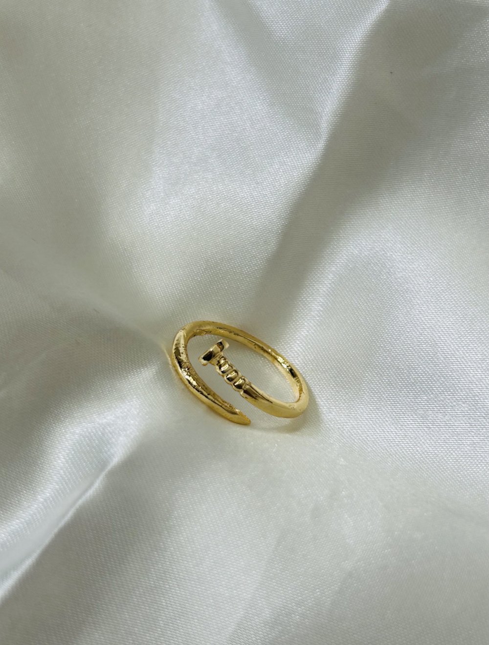 Ring mit Motiv