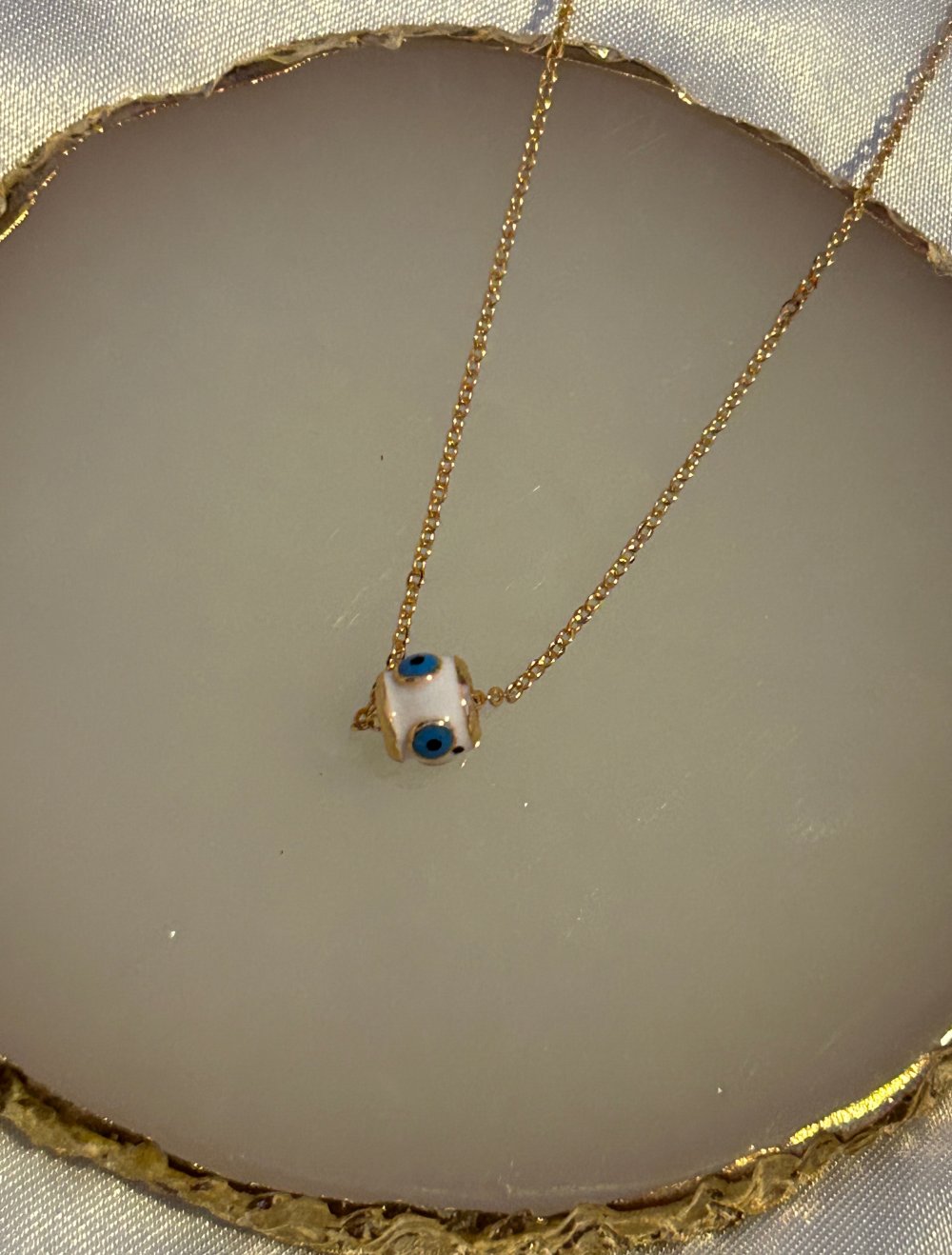 Kette mit Perle