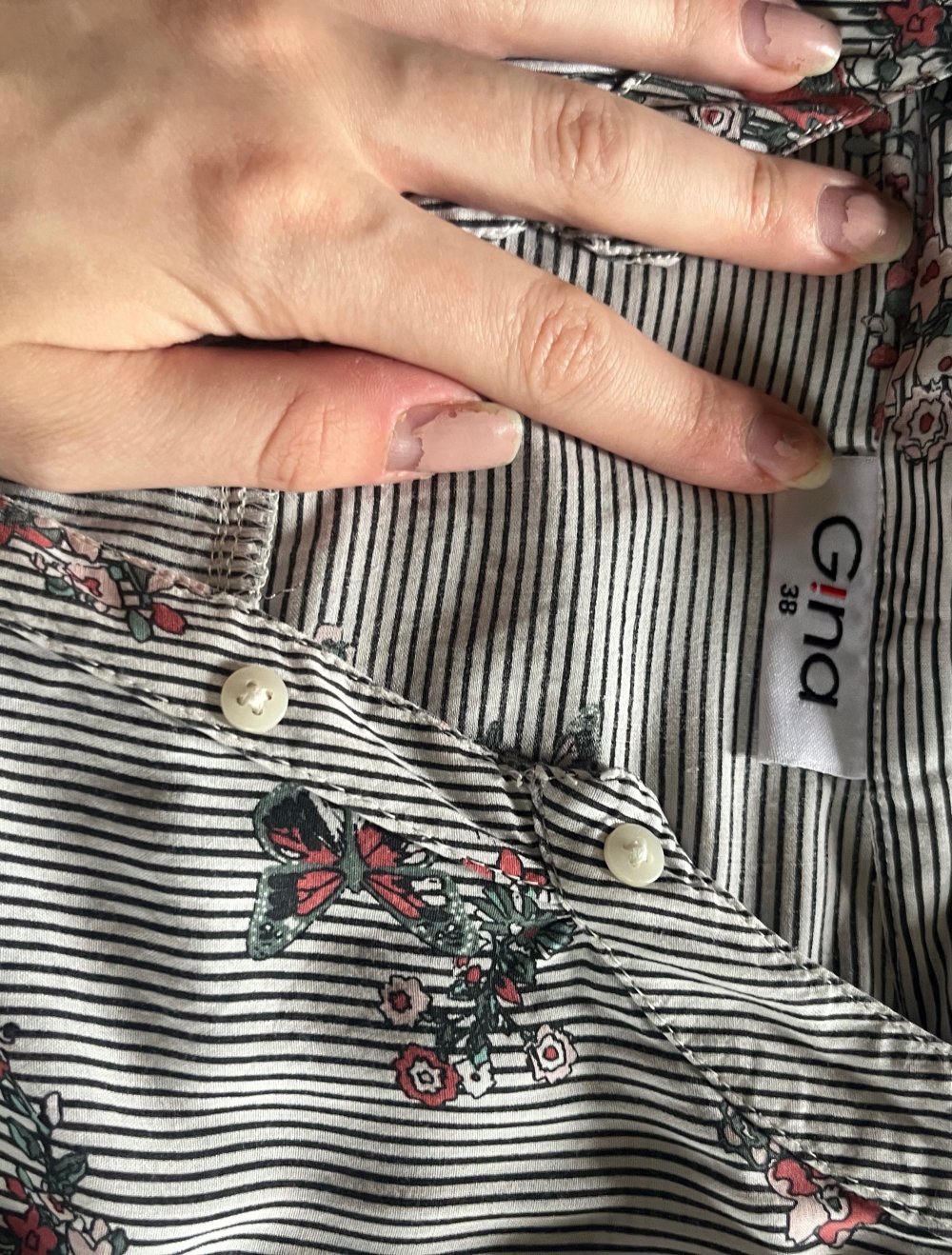 Bluse mit Rosen