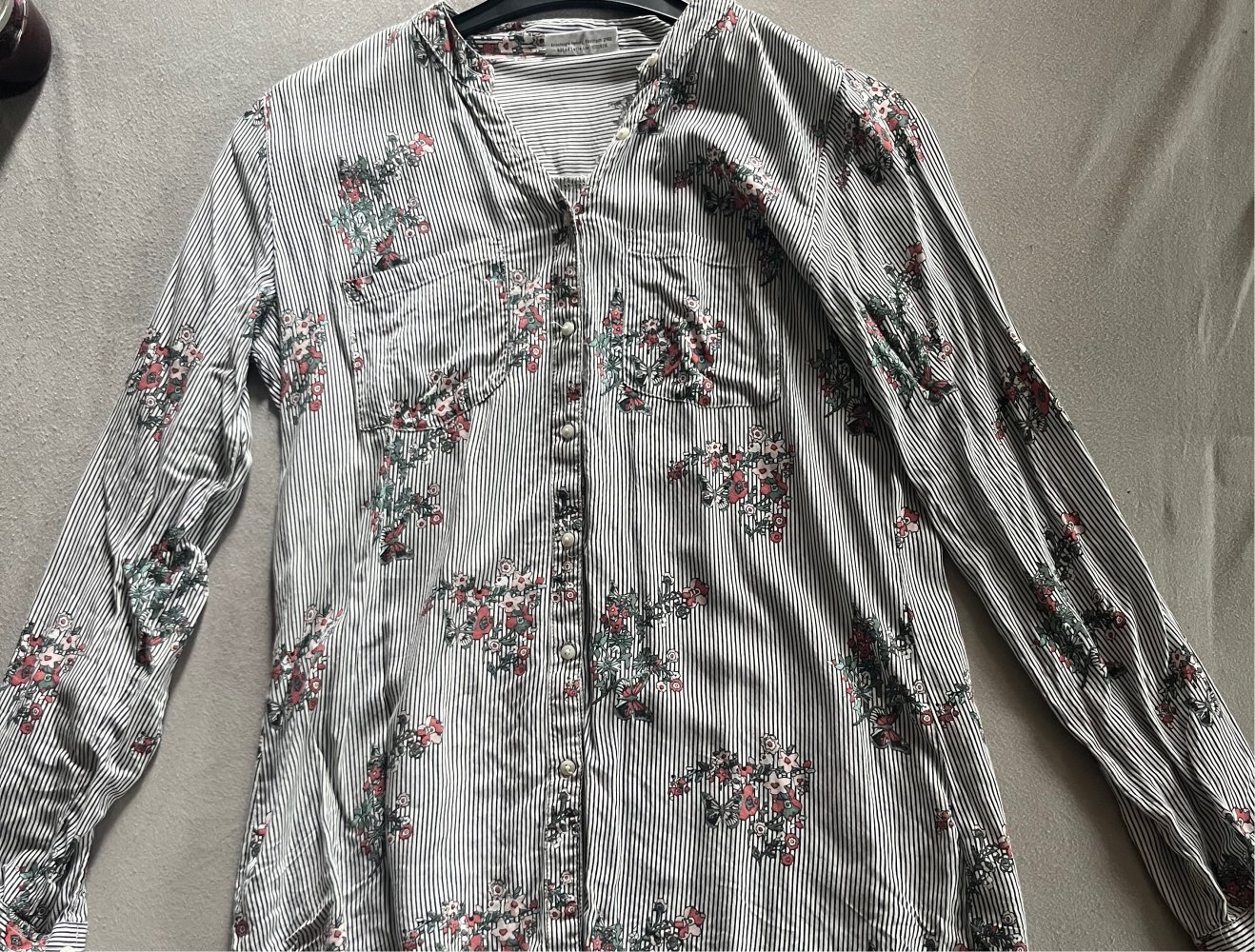 Bluse mit Rosen