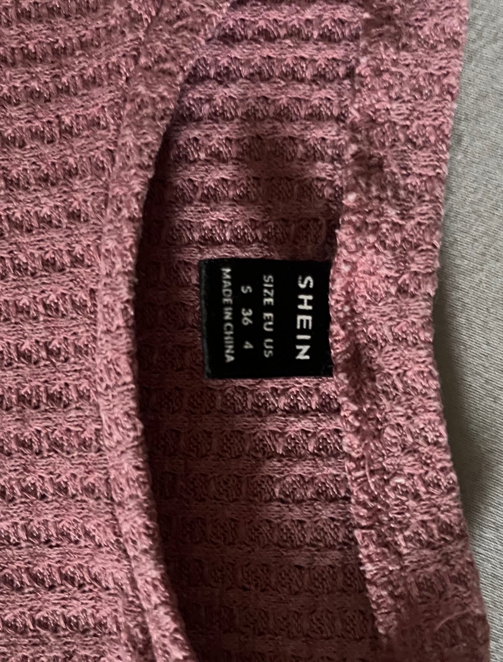 Rosa Pullover