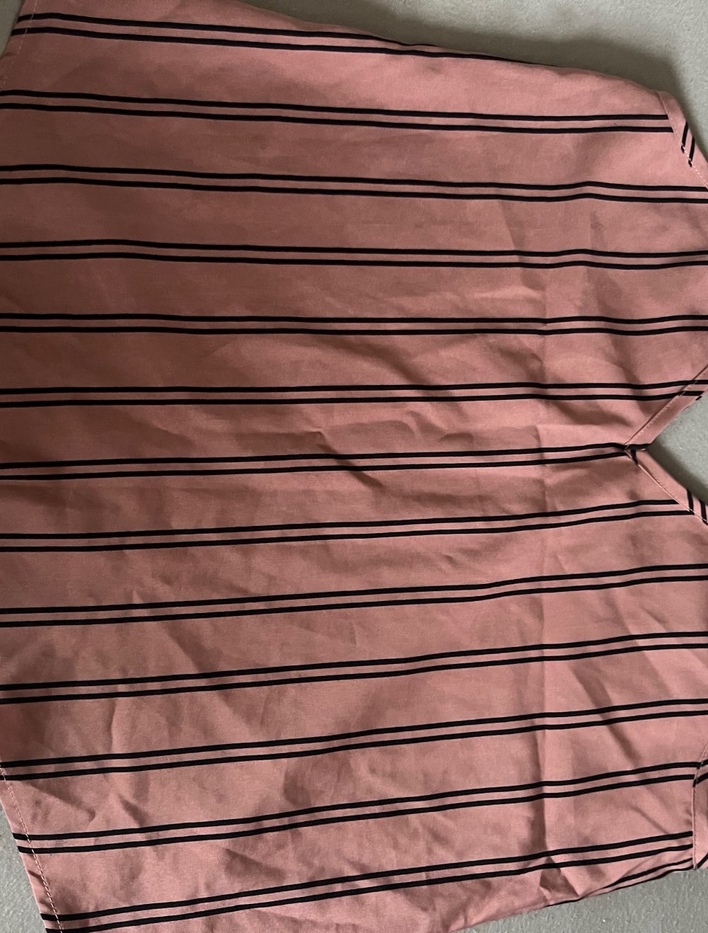 Gestreiftes Top