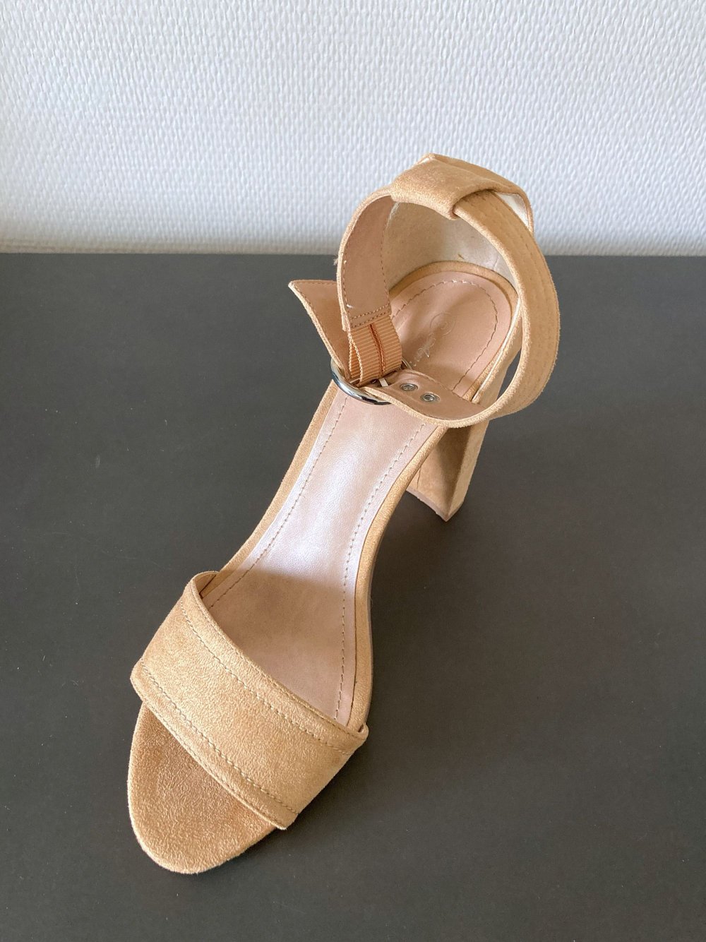 TOP! New Yorker – Beige High-Heel Sandalette Gr. 40 Nude High-Heels Sandale
