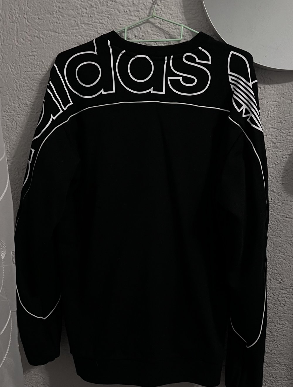 Adidas pulli