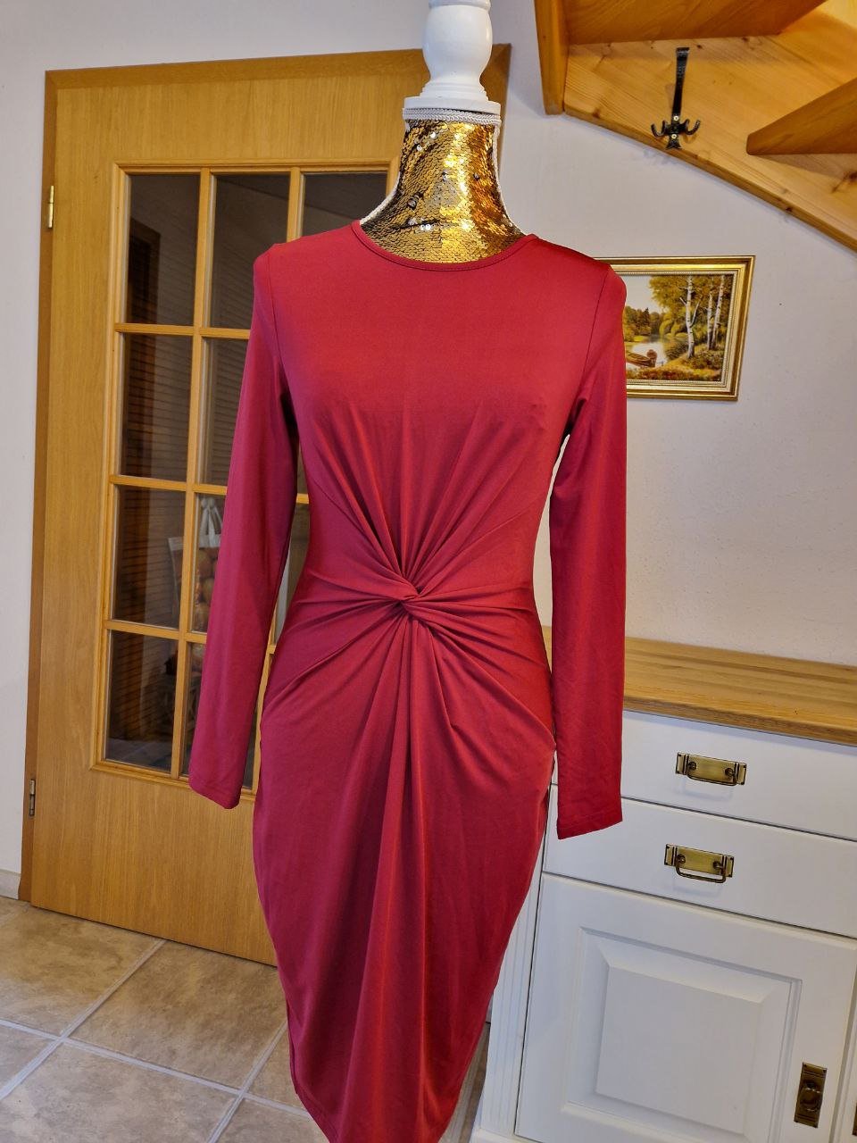 Schönes Abendkleid. Partykleid, Strickkleid. Große 36-38.
