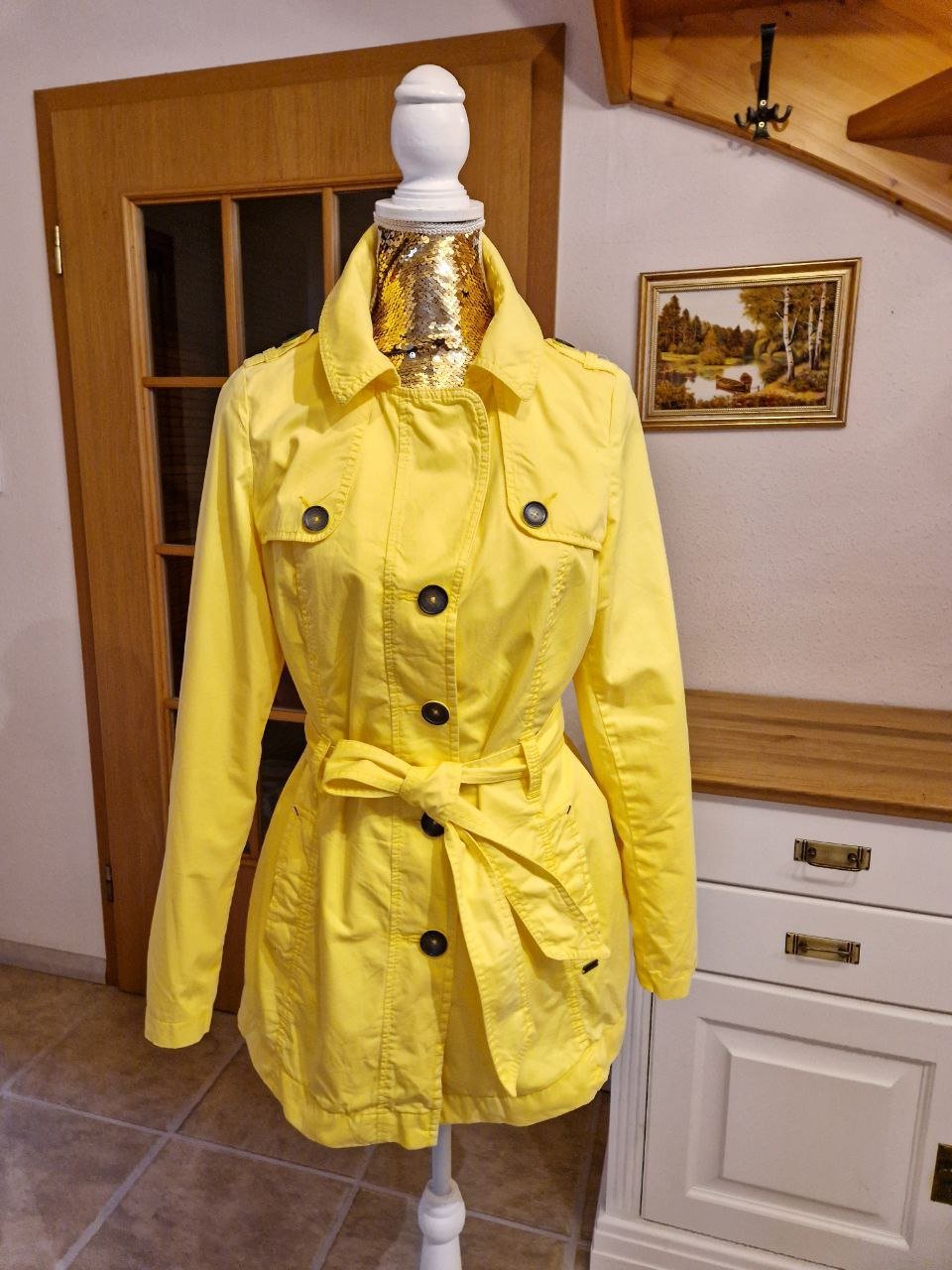 S.Oliver. Schöne praktische Jacke. Jacket & Coat . Größe 38.