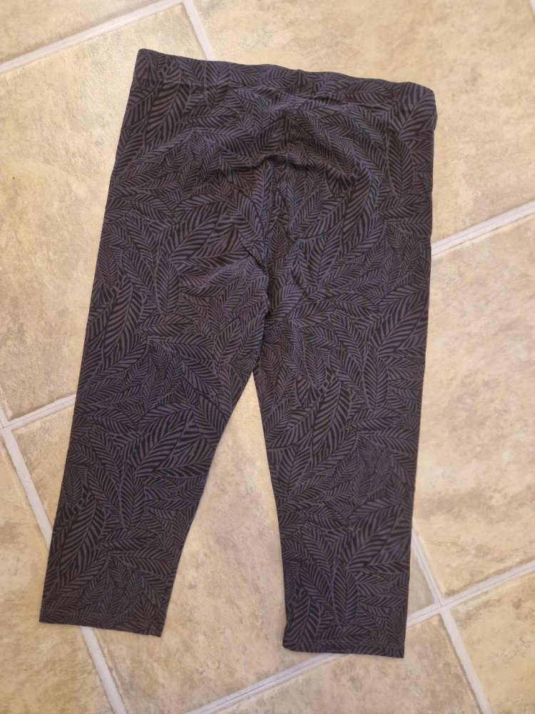 C&A.  Leggings - Capri.  Wie neu.   Größe M.  Baumwolle. 