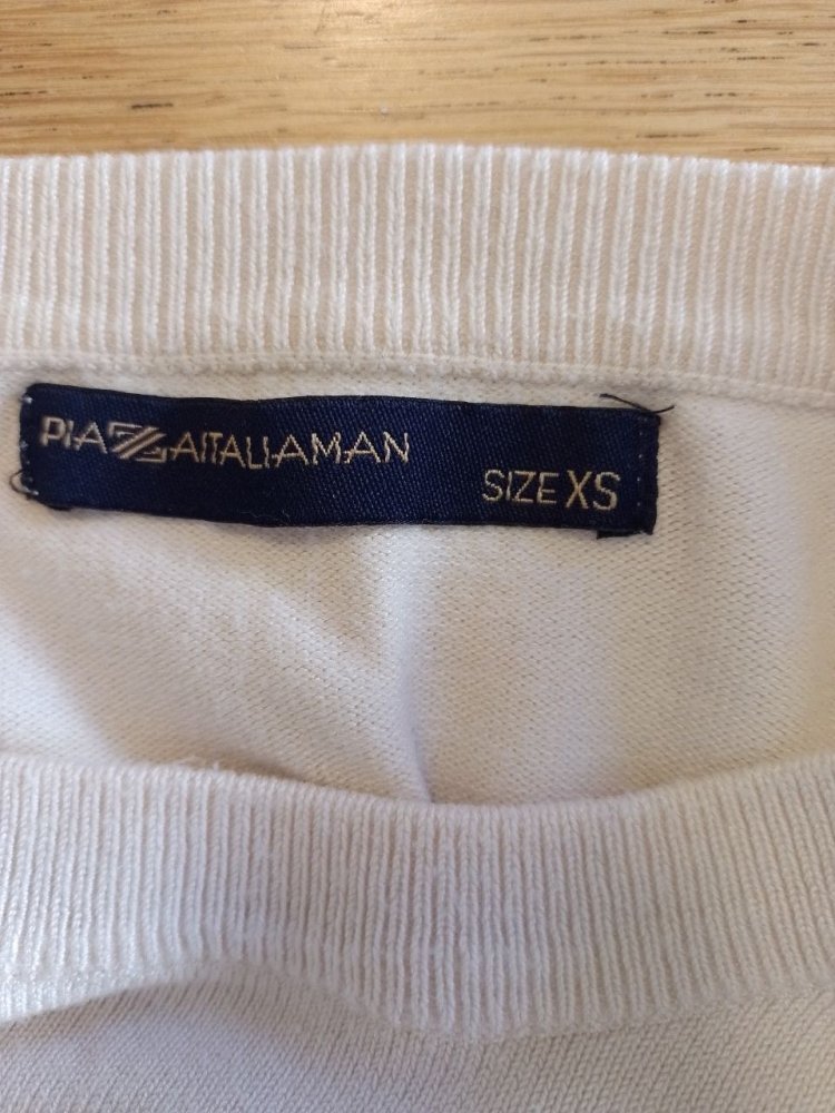Piazza Italia.  Pullover. Größe XS-S.