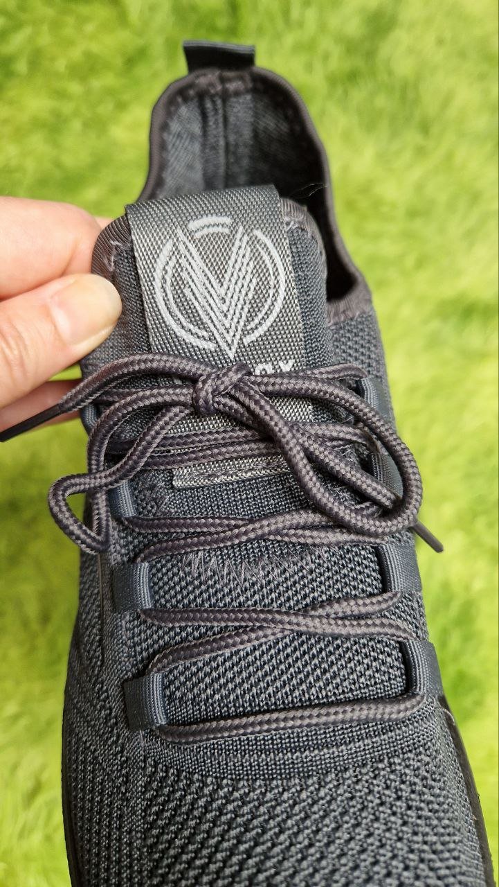 Weiche atmungsaktive Sportschuhe , Halbschuhe, Schnürschuhe. Größe 40. 