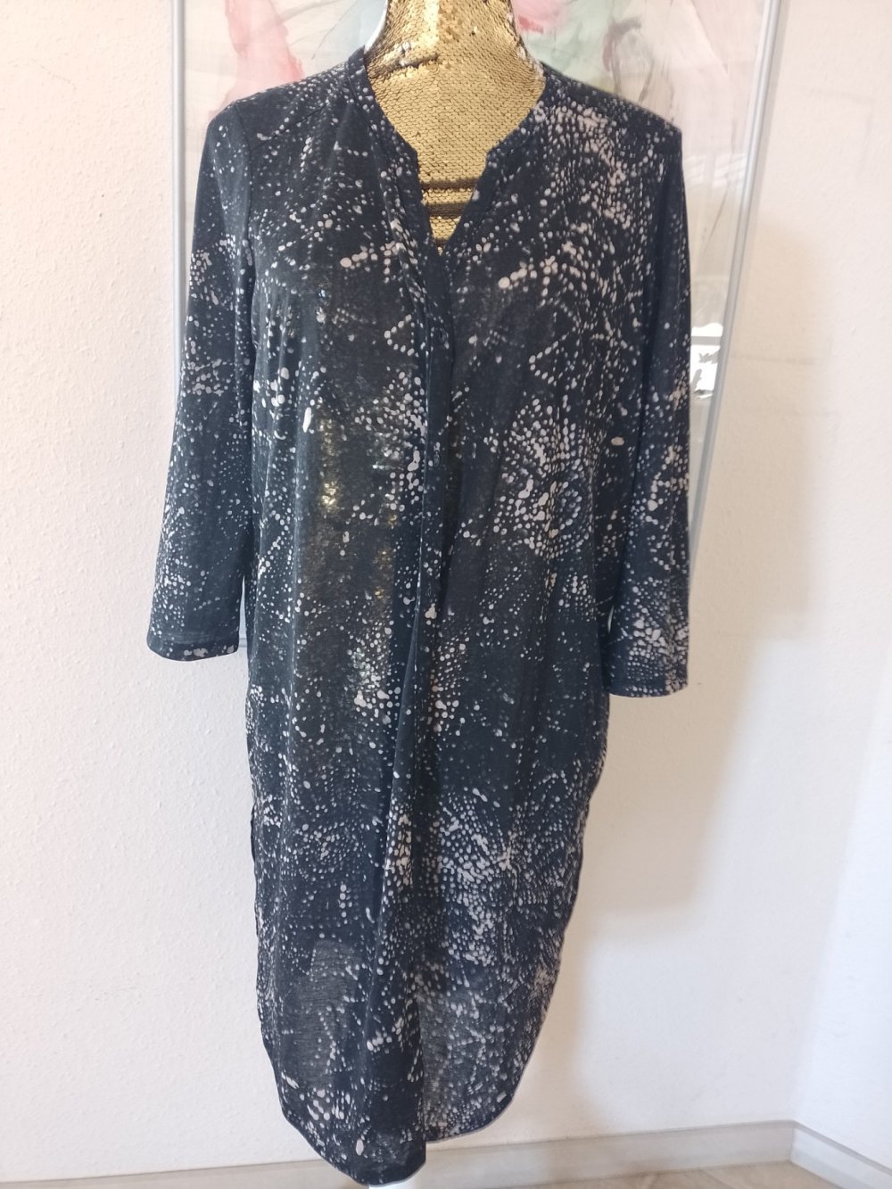 H&M. Stylishe leichte Strickjacke - Blazer. Größe M.