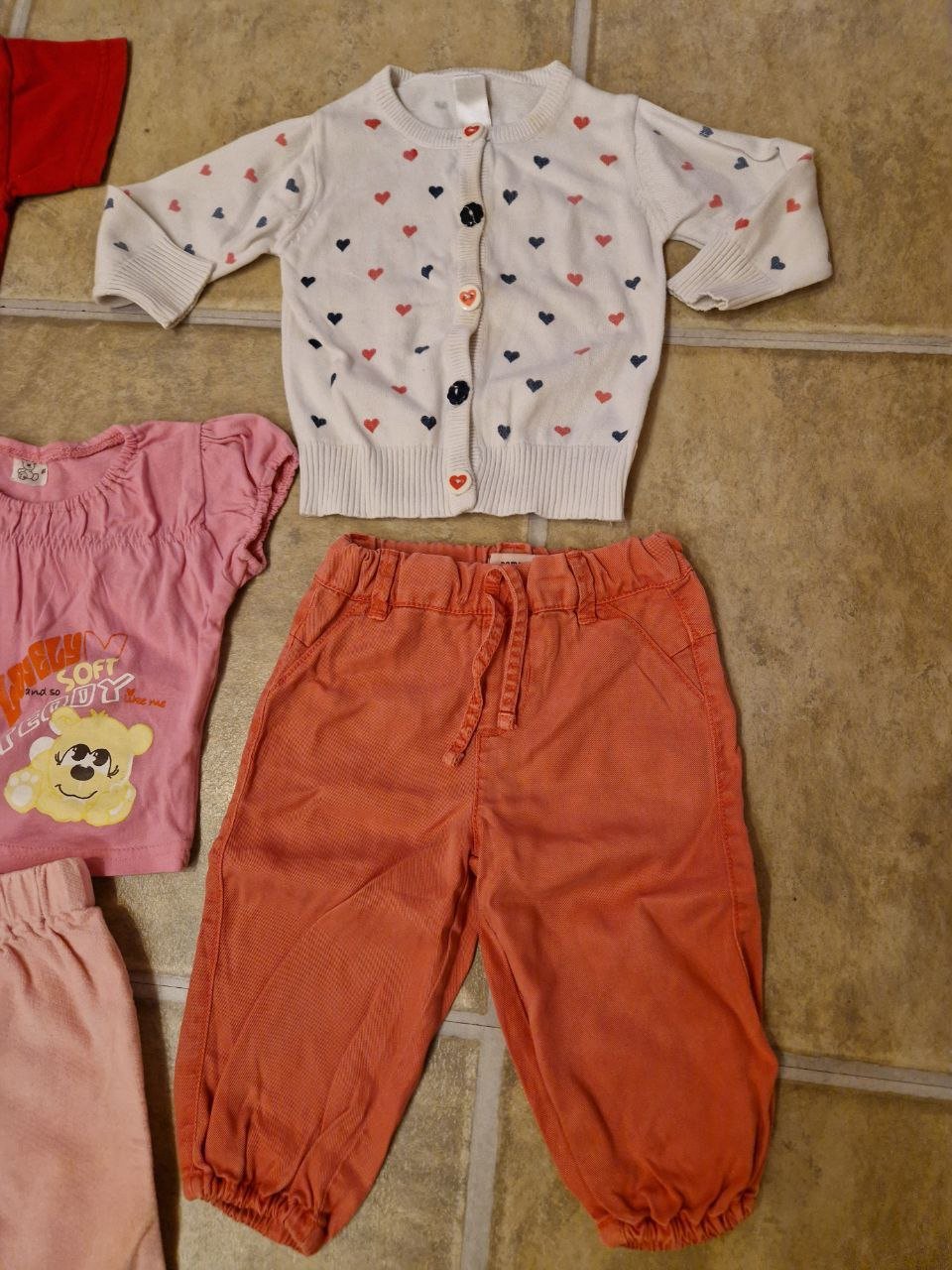 Babykleidungspaket. Größe 68.  Für Mädchen. 11 Teile. 