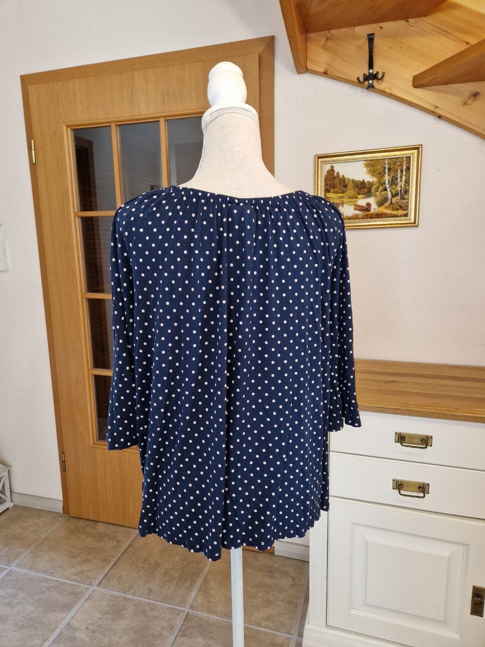 Gina. Schönes Bluse - Tunika . Viskose + Elastan. Größe S . 