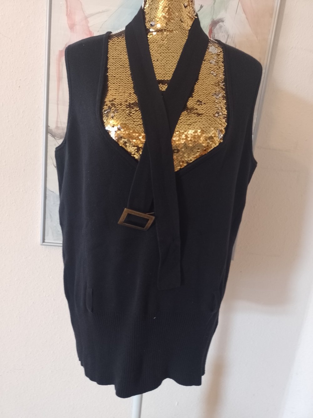 Alba Moda. Klassische gestrickte schwarze Weste . 100% Baumwolle. Größe XL.
