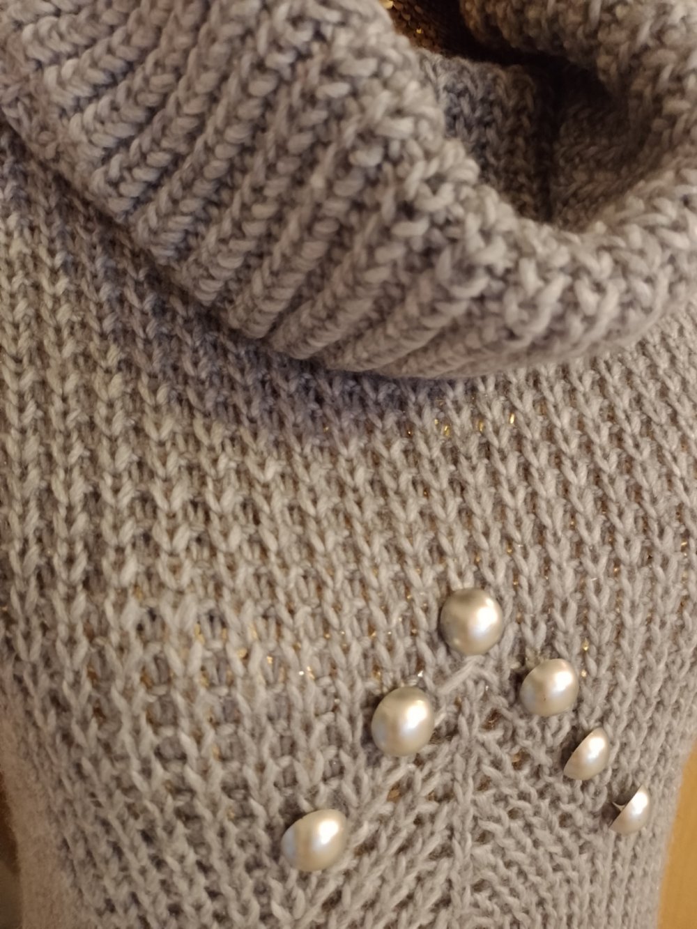 Best-Emilie. Schöne gestrickte graue Weste. 35% Wolle. Größe S.