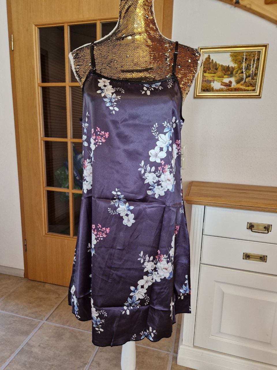 Elegantes Nachthemd. Nachtwäsche. Kleid.  Größe L. 