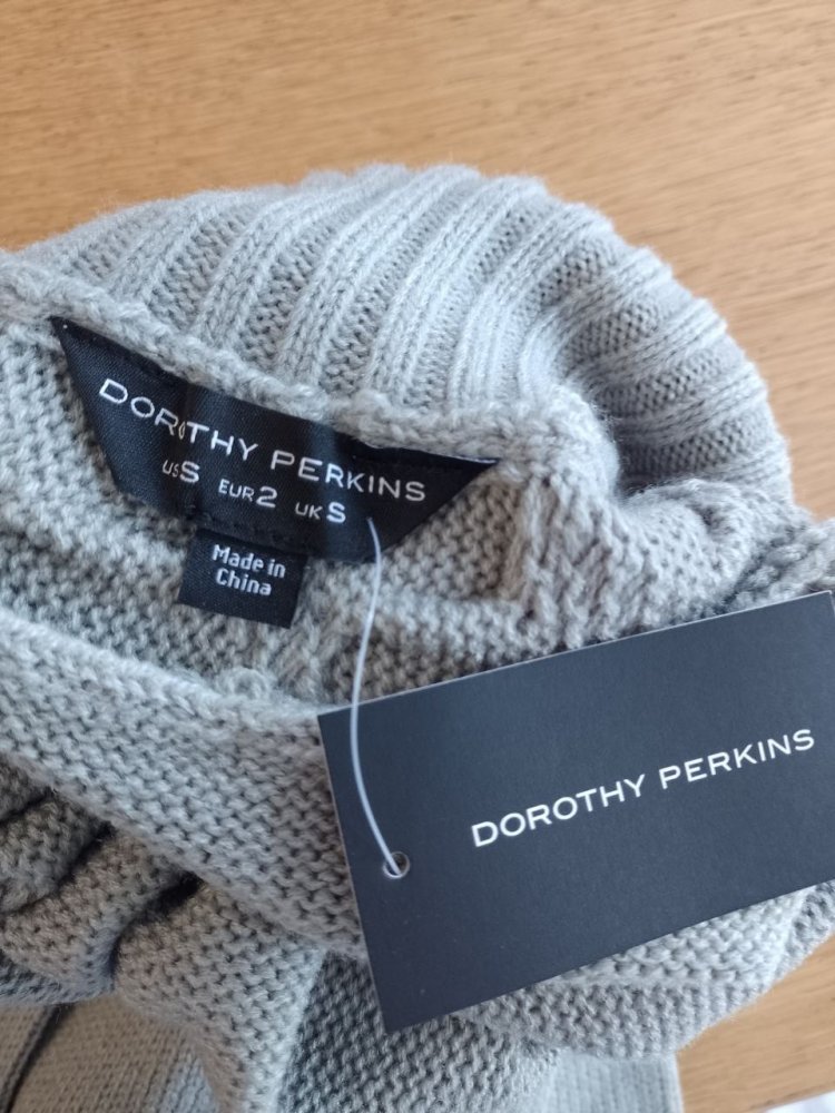 Dorothy Perkins. Neu. Warmer schöner Pullover. Große S-M. 