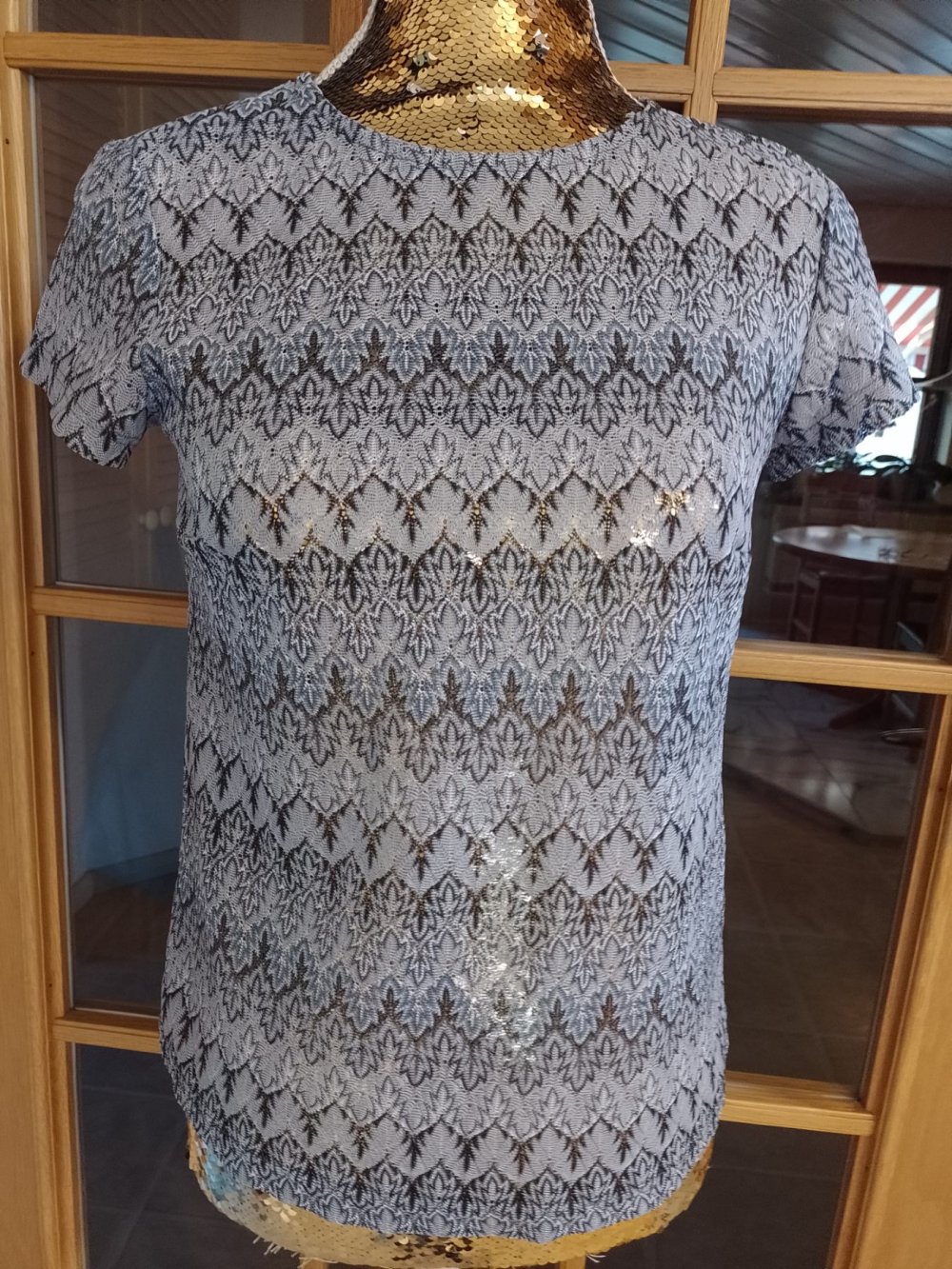 Oodji. Elegantes T-Shirt - Bluse - Top.  Polyester. Größe S-M. 