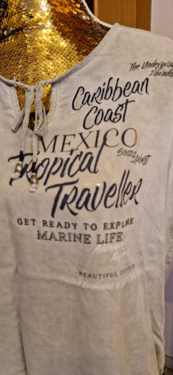 Leichte Bluse - T-Shirt. Viskose.  Größe M.  