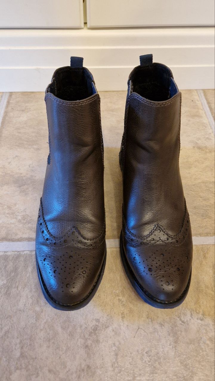 Schöne Stiefelette. Chelsea Boots. Leder. Größe 39. 