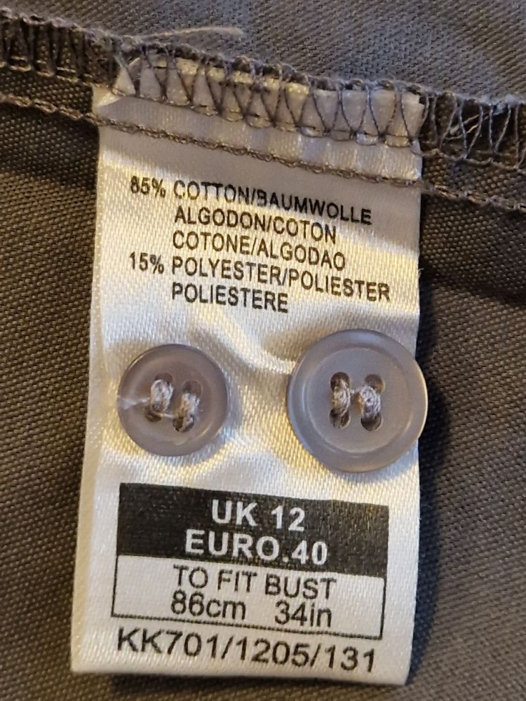 Kustom Kit.  Elegante Bluse - Hemd. Größe M. 