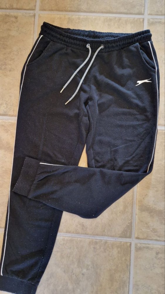 Slazenger. Sporthosen, Yogahosen. Größe M. 