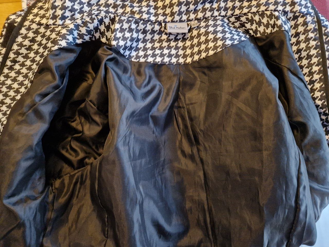 Blue Motion. Schöne Jacke, Mantel. Jacket & Coat .  Größe 36/38.