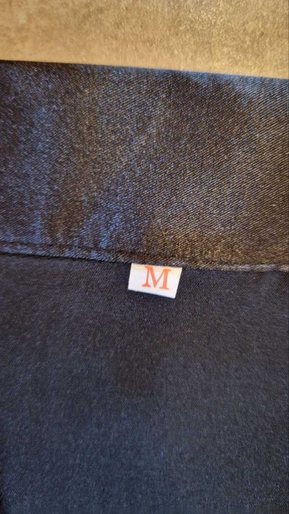 Neu. Pyjama, Nachtwäsche.  Größe M .