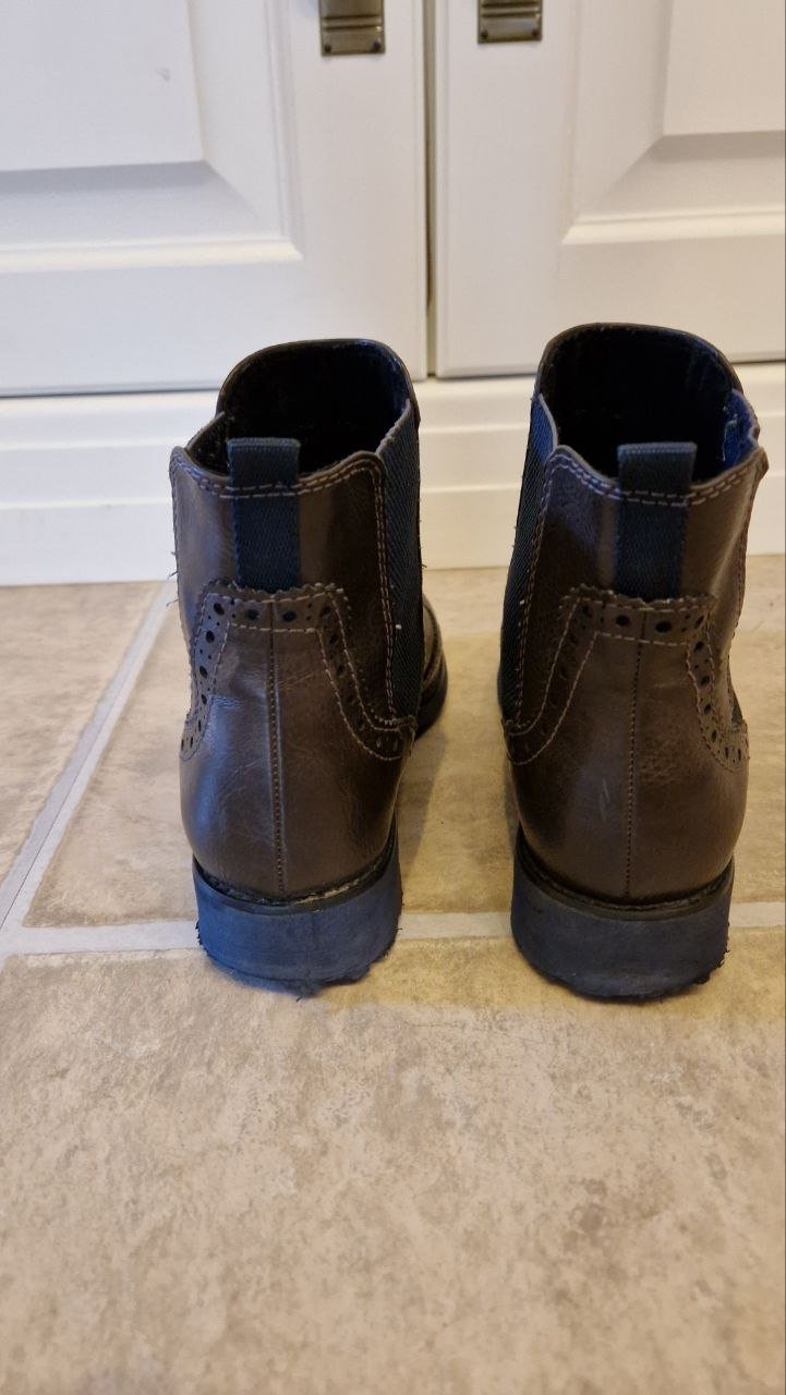 Schöne Stiefelette. Chelsea Boots. Leder. Größe 39. 