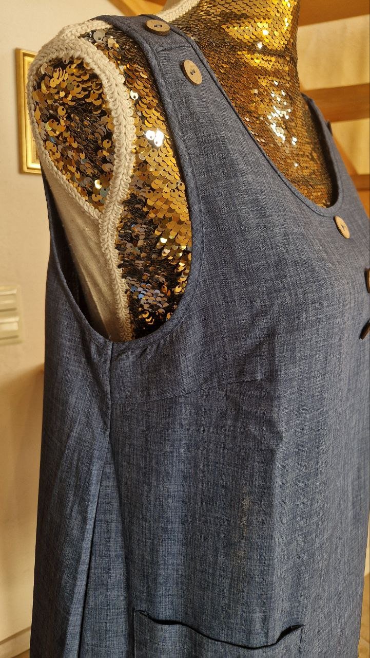 Schönes blaues Sommerkleid. Große M. 