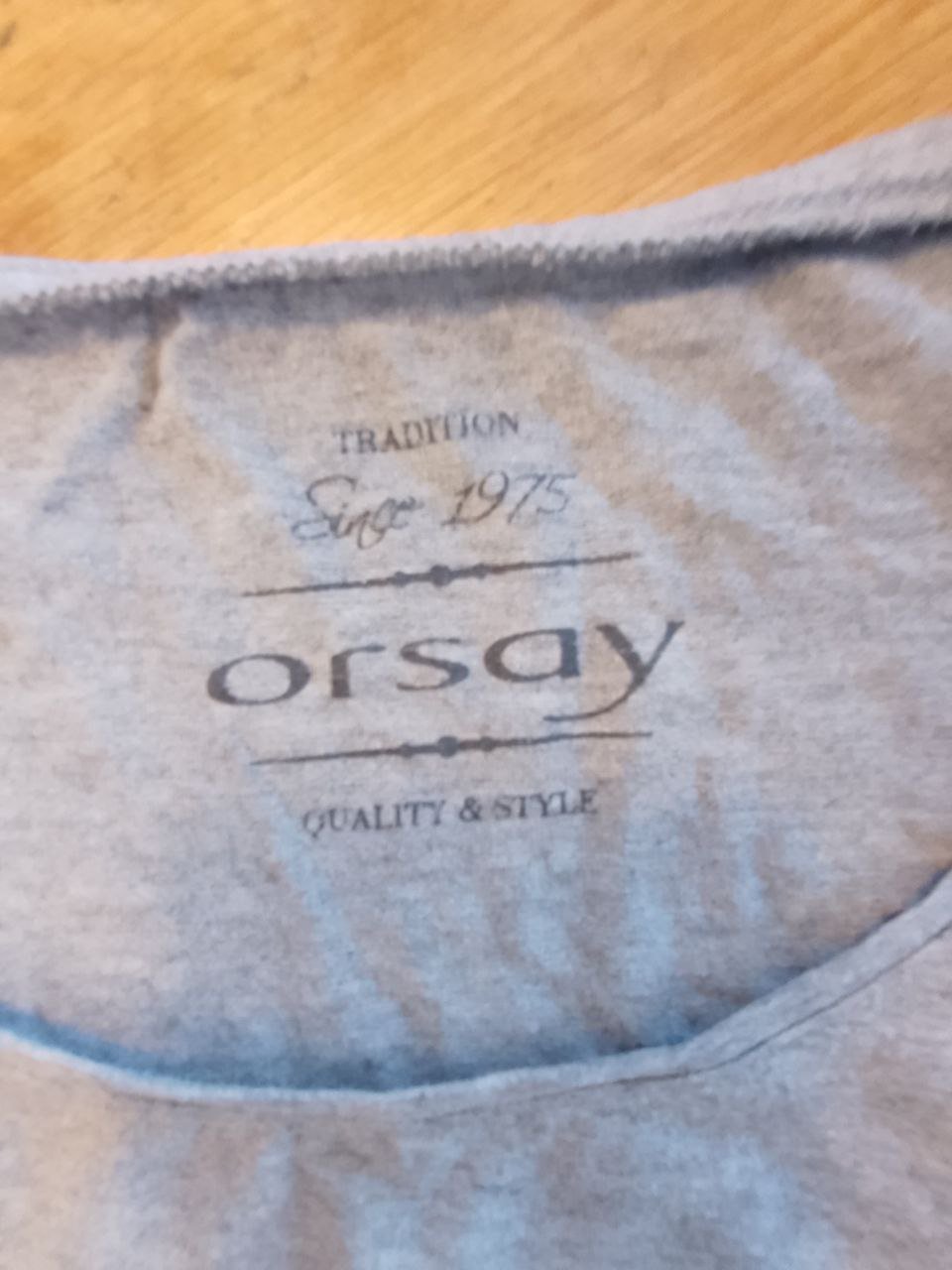 Elegantes T-Shirt - Bluse. Viskose + Polyester. Größe S.