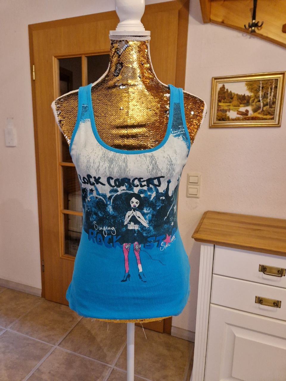 Only. Bequemes T-Shirt - Top - Trägerhemd. Größe S 