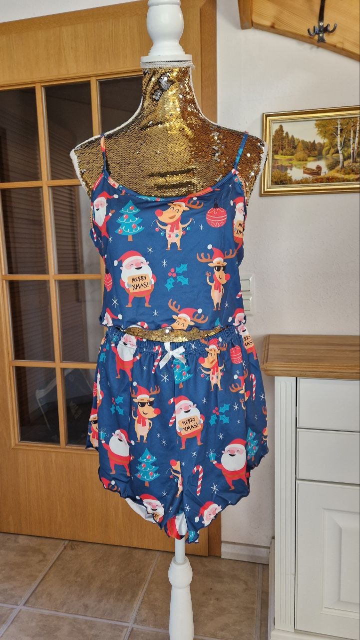 Set. Top + Shorts. Weihnachtspyjama für Damen. Weihnachtsgeschenk.