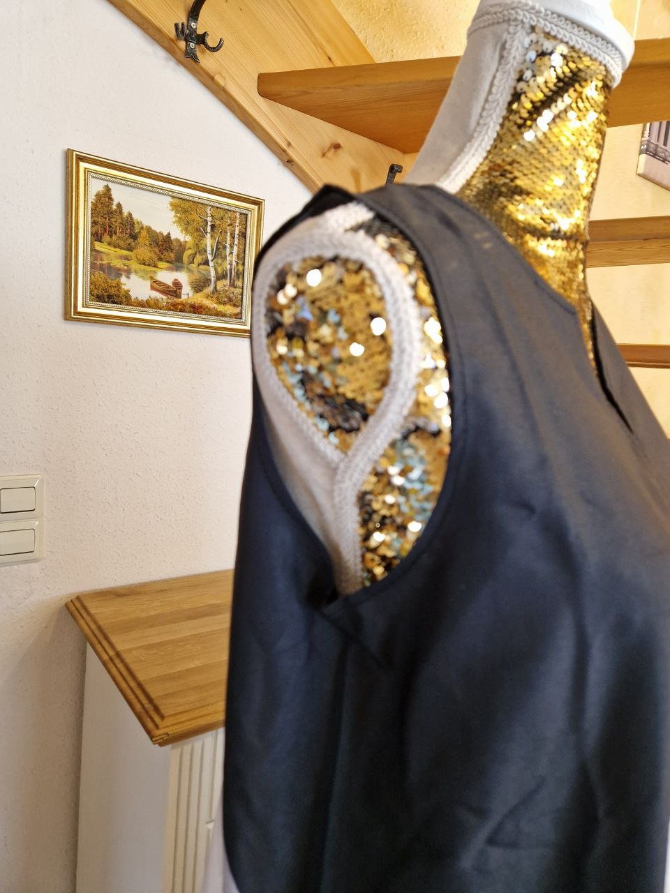 NEU.  Schönes Sommerkleid.  Größe M-L. 