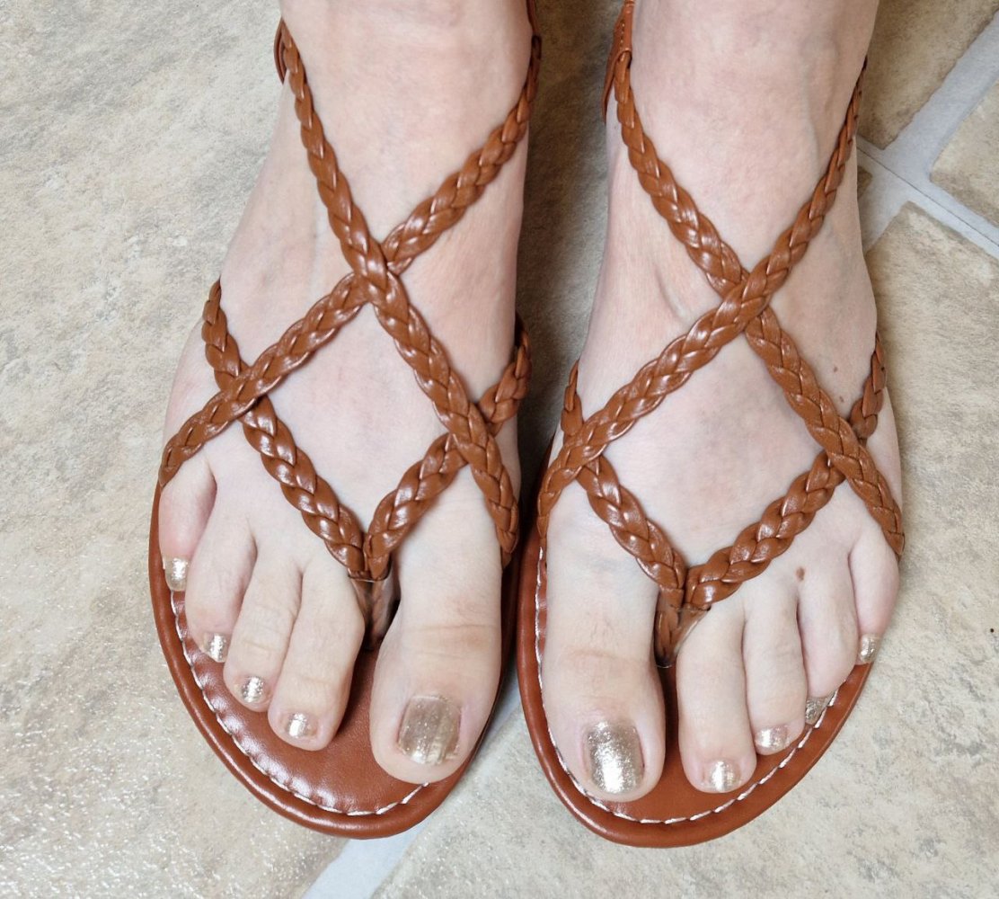 Frauen leichte braune Sandalen, Flip-Flops. Größe 39. 