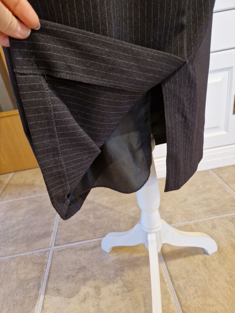 C&A.  Klassischer grauer Rock.  Gefüttert. Polyester + Viskose.  Größe 38.