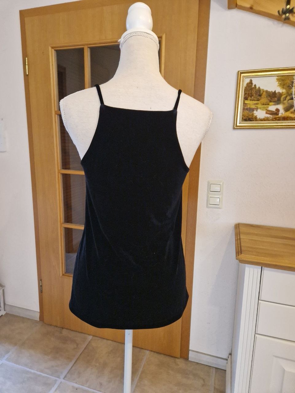 Schönes Top .  Größe S.  Polyester + Elastan. 
