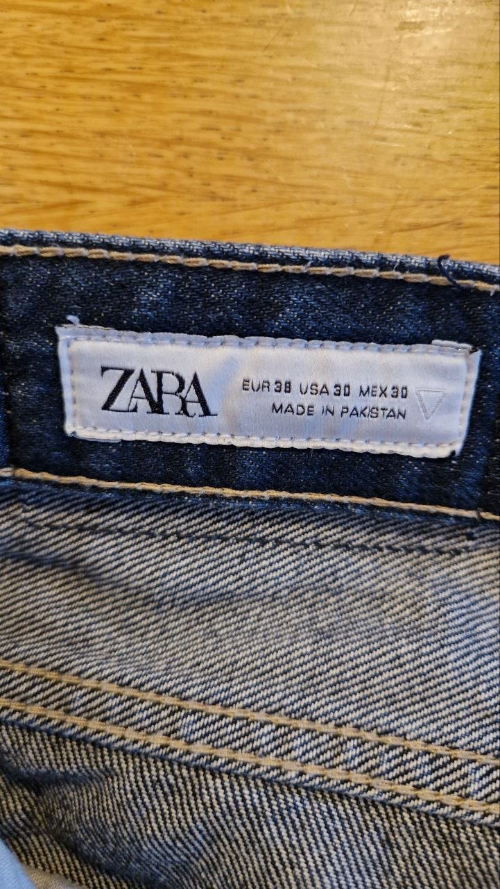 Zara. Stylische blaue Jeans.  Größe 38.  