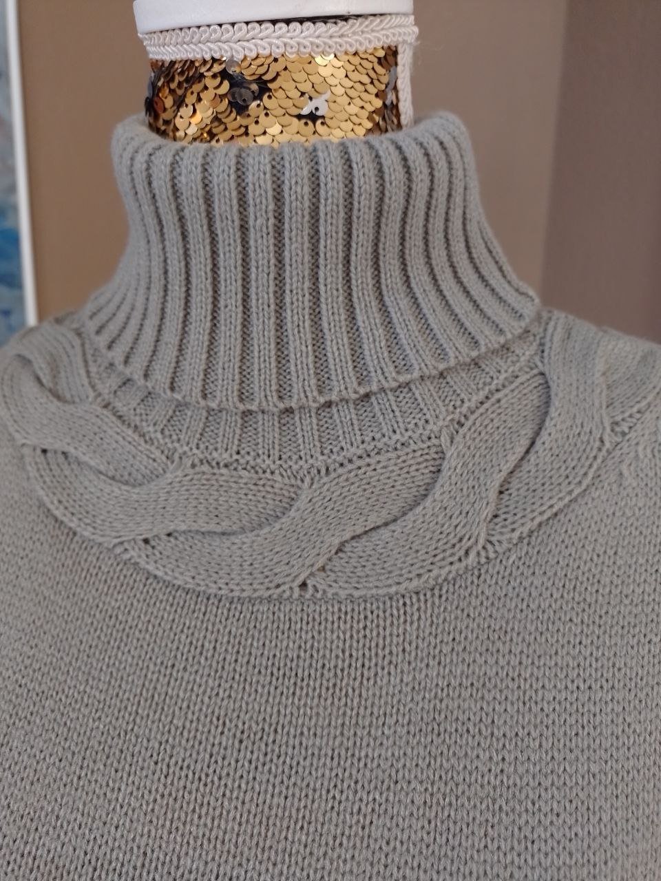 Dorothy Perkins. Neu. Warmer schöner Pullover. Große S-M. 