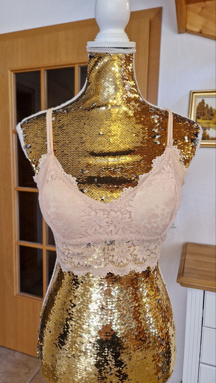 Set. 2 Stück. Weicher, bequemer BH mit Push-Up. Dessous.  Größe L.  