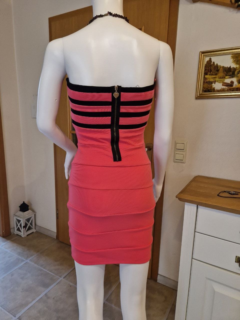 Tally Weijl. Schönes Partykleid, Abendkleid.  Große S. 
