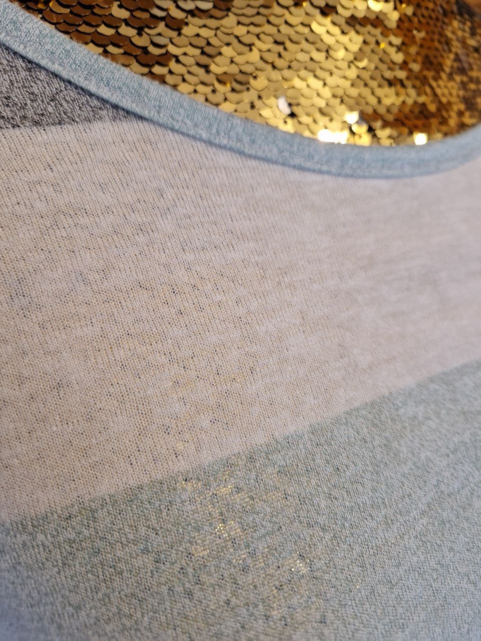Schönes T-shirt - Strick. Große L. Polyester + Baumwolle.