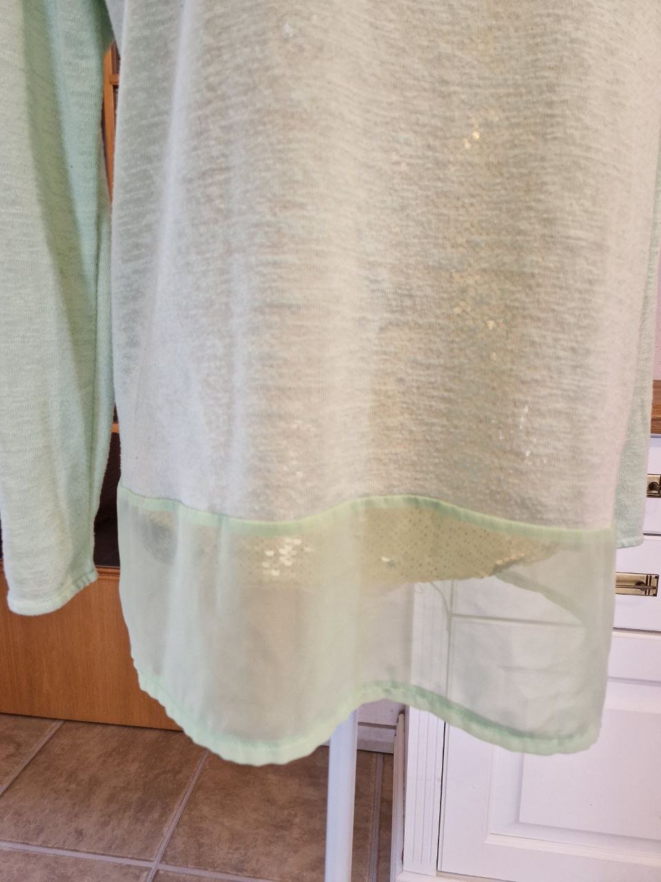 Bequeme Bluse - T-Shirt . Größe L. Polyester. 