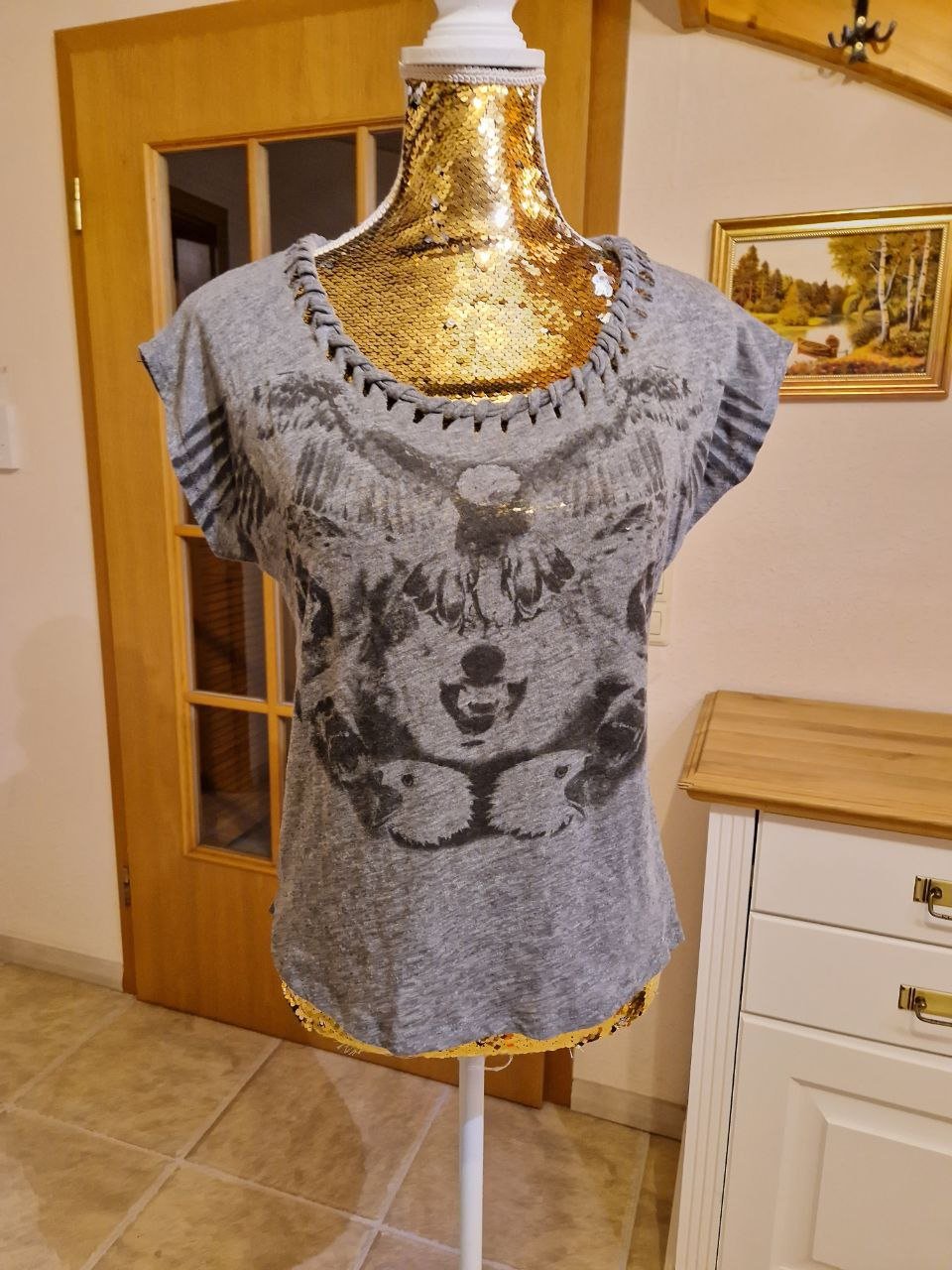 Bequemes T-Shirt. Größe S. 