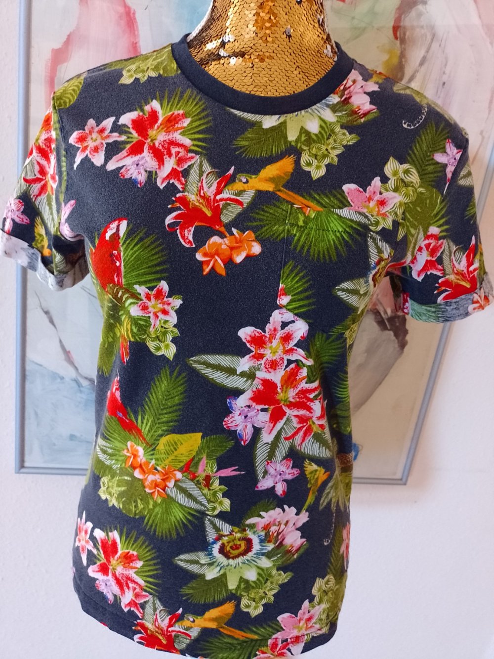Wie neu. Schönes T-Shirt - Top. Größe XS-S. Baumwolle
